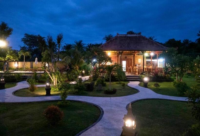 בית מלון כפרי Kubu Kangin Resort