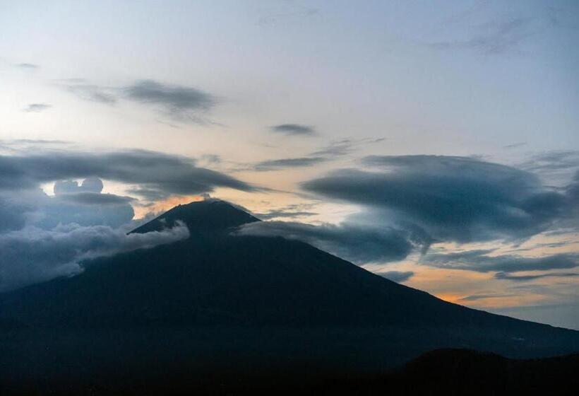 בית מלון כפרי Kubu Kangin Resort