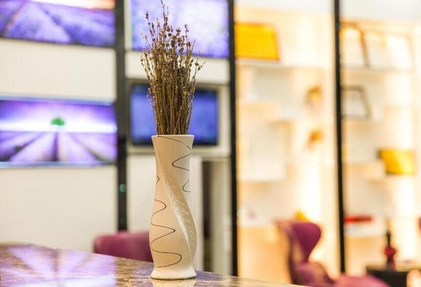 Lavande Hotels Heze Changjiang Road Wanda Plaza