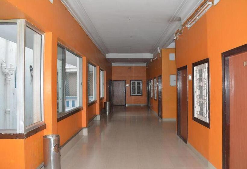 בית מלון כפרי Naveen Residency