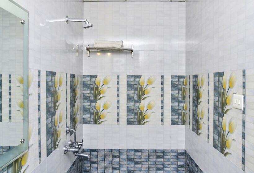 فندق Park Avenue By Oyo Rooms