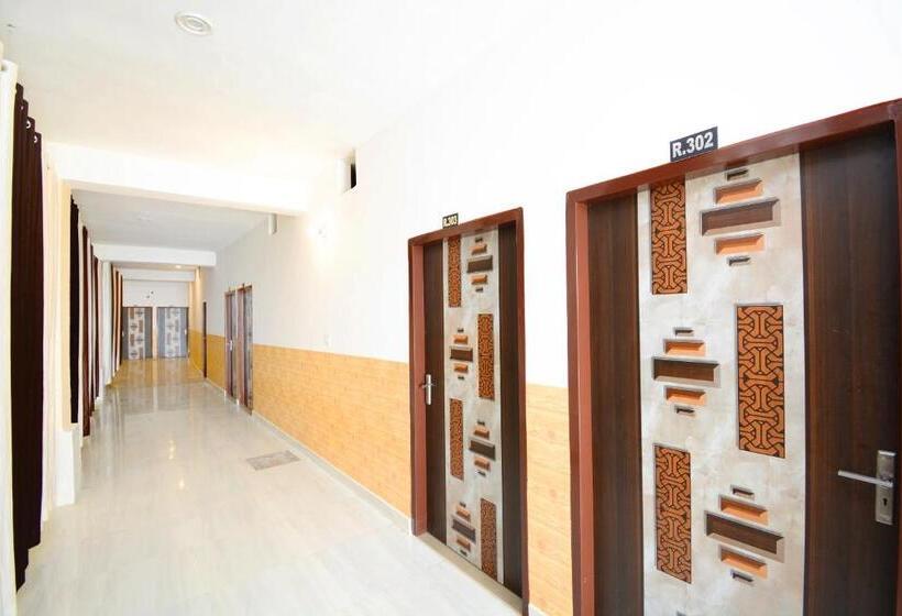 בית מלון כפרי Park View By Oyo Rooms