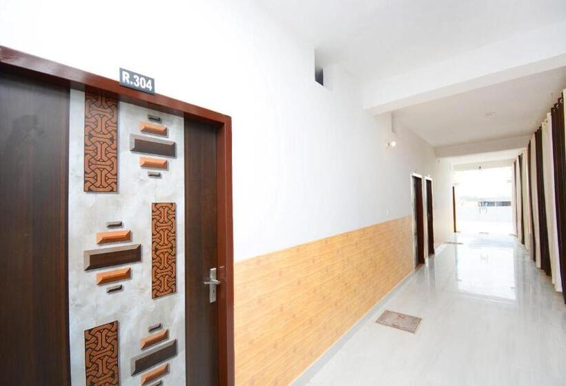 בית מלון כפרי Park View By Oyo Rooms