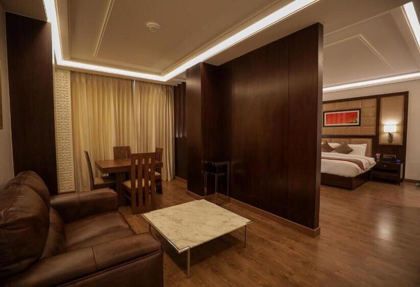 酒店 Ramada By Wyndham Kapurthala