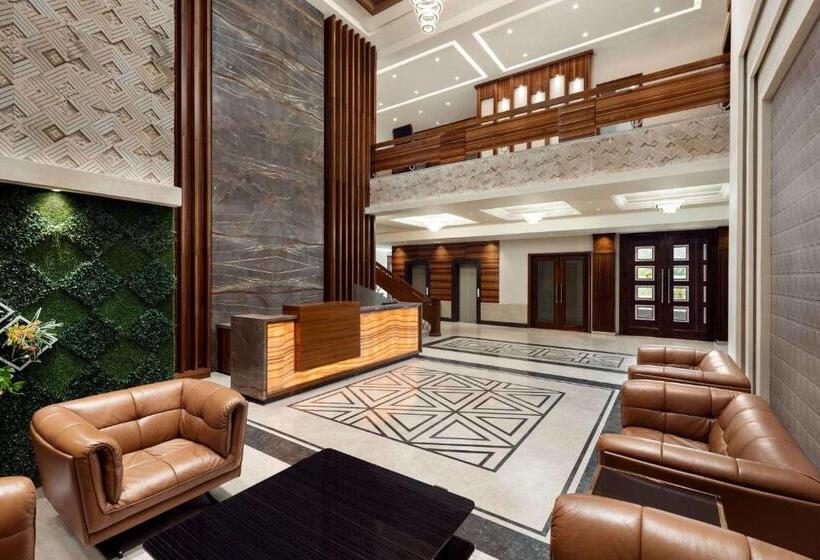 酒店 Ramada By Wyndham Kapurthala