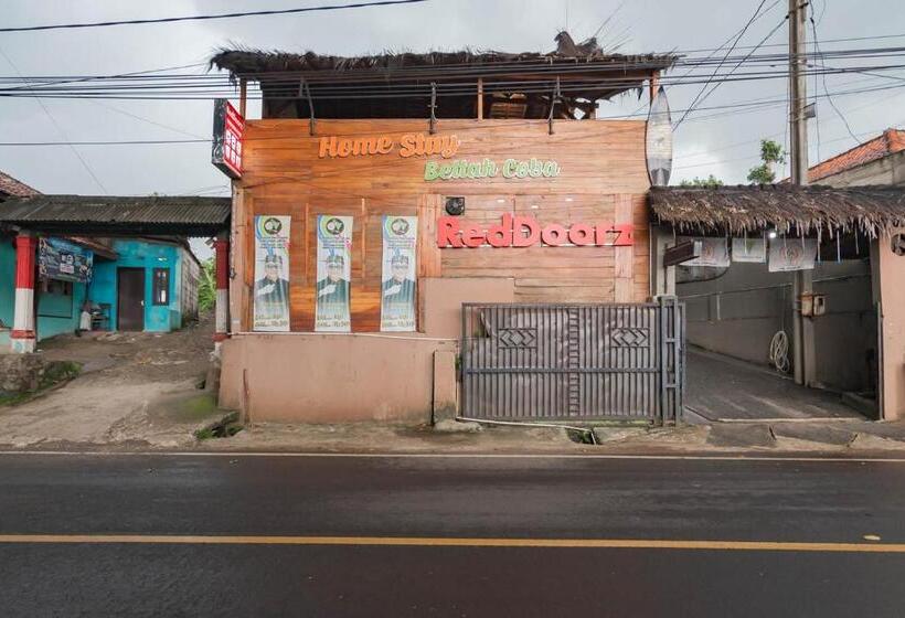 酒店 Reddoorz At Bettah Coba Homestay Pelabuhan Ratu