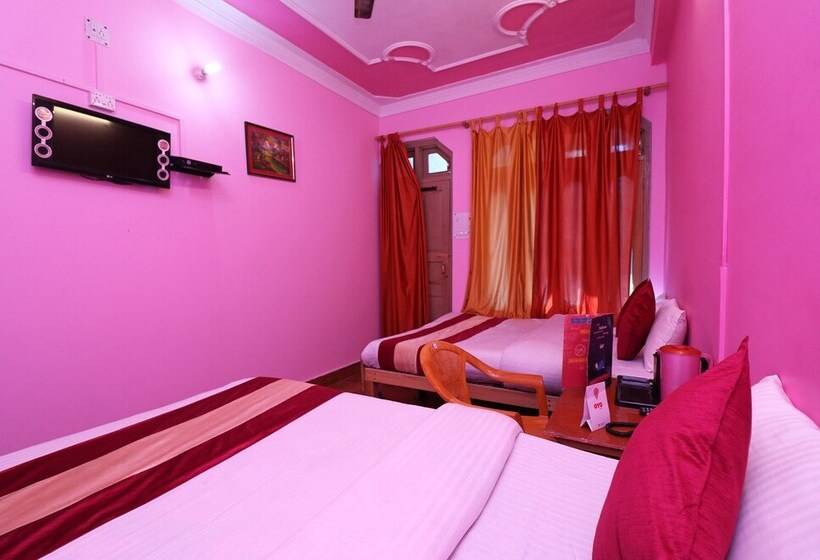 ホテル Riya Residency By Oyo Rooms