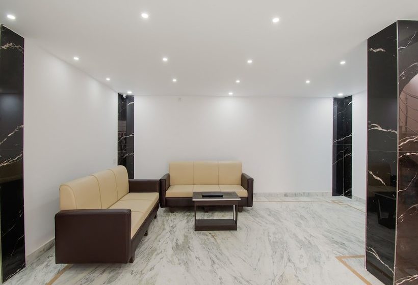 호텔 S G International By Oyo Rooms