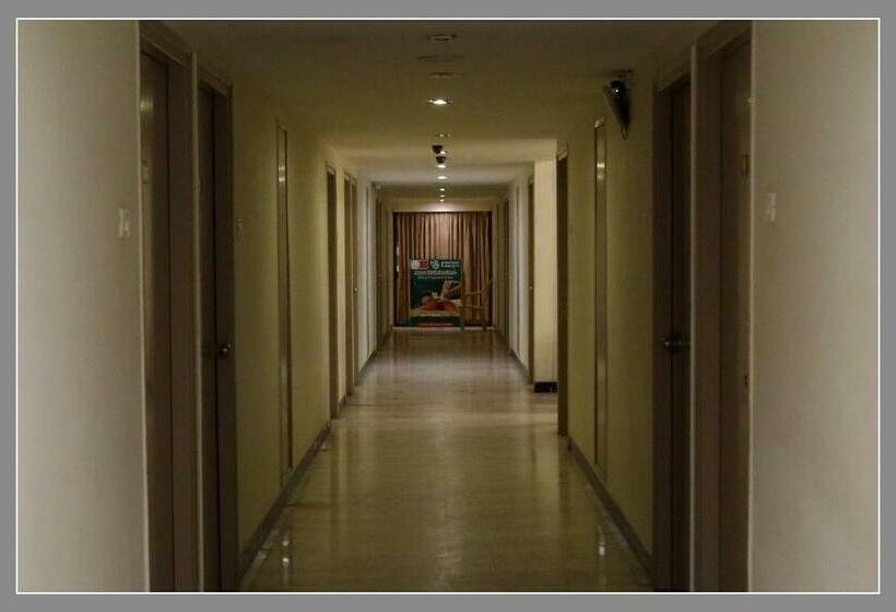 호텔 Senthil Residency