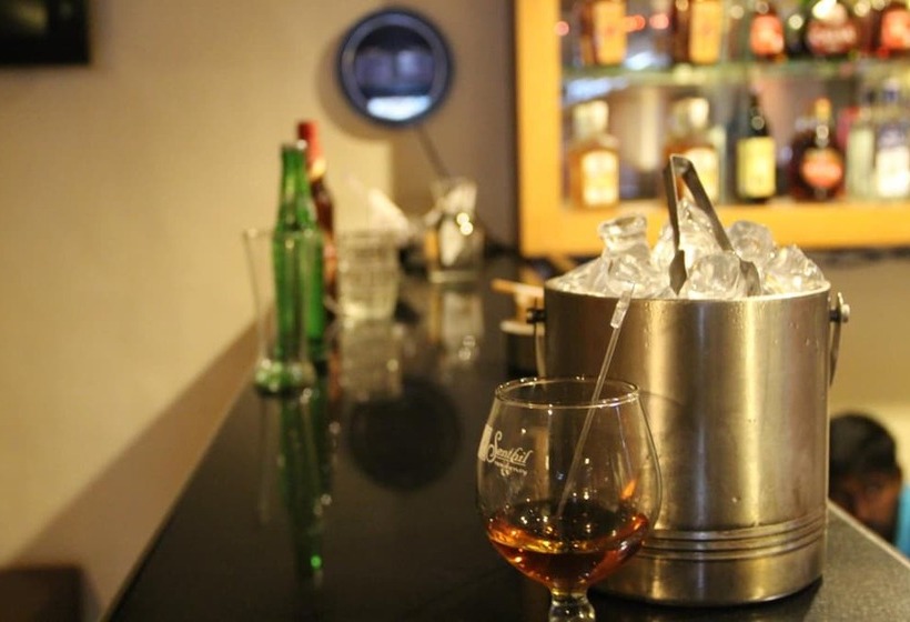 호텔 Senthil Residency