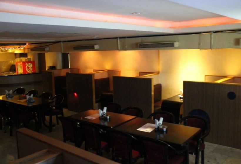 호텔 Senthil Residency