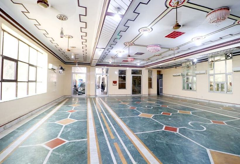 Hotelli Shahi Mahal By Oyo Rooms