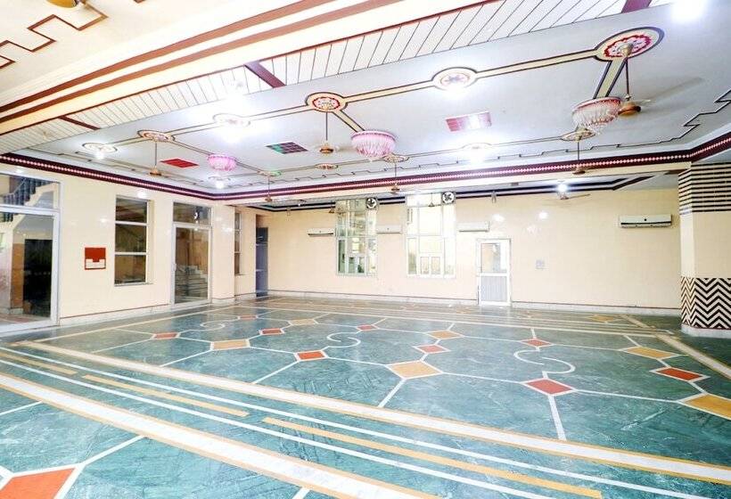 Hotelli Shahi Mahal By Oyo Rooms