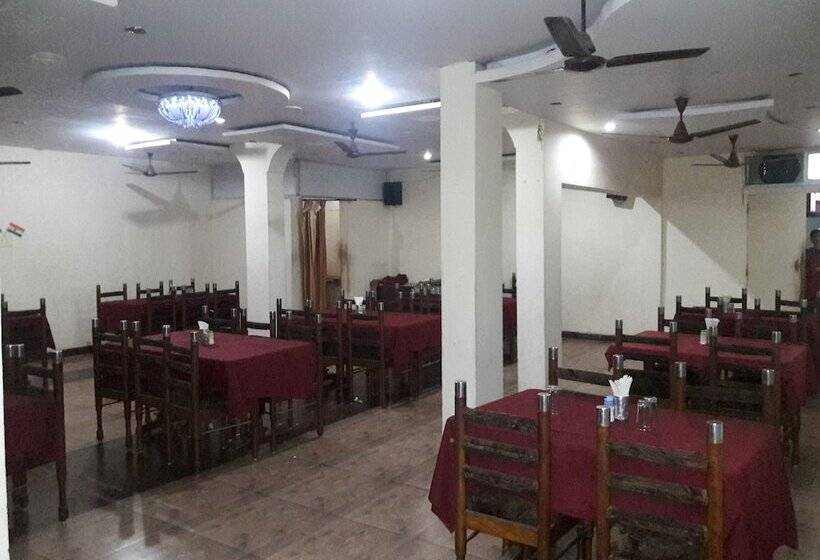 酒店 Sheela International