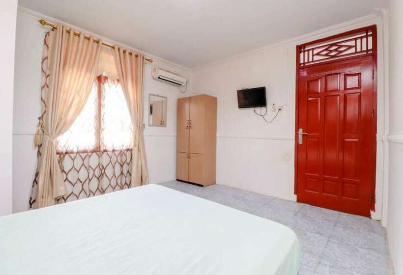 בית מלון כפרי Tachi Stay Guesthouse Syariah