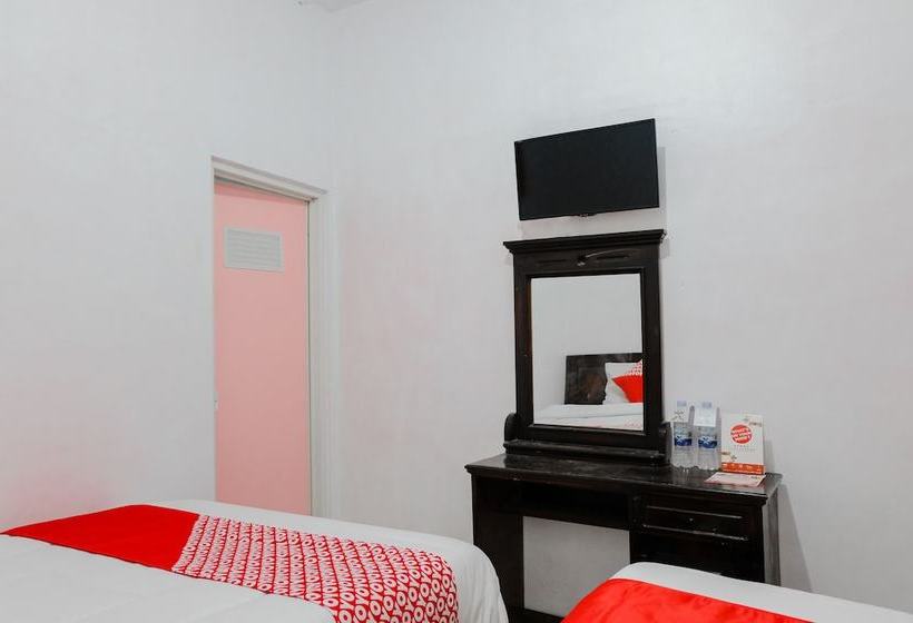 ホテル Tanggulasi Resto & Residence By Oyo Rooms