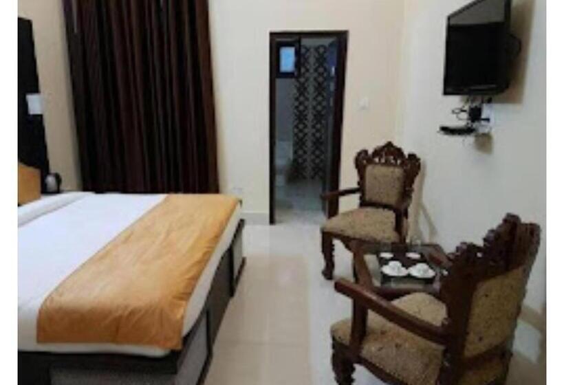 Taraji Resort Hotel And Restaurant