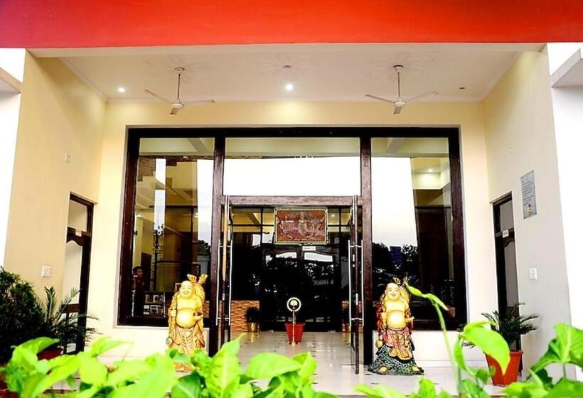 Taraji Resort Hotel And Restaurant