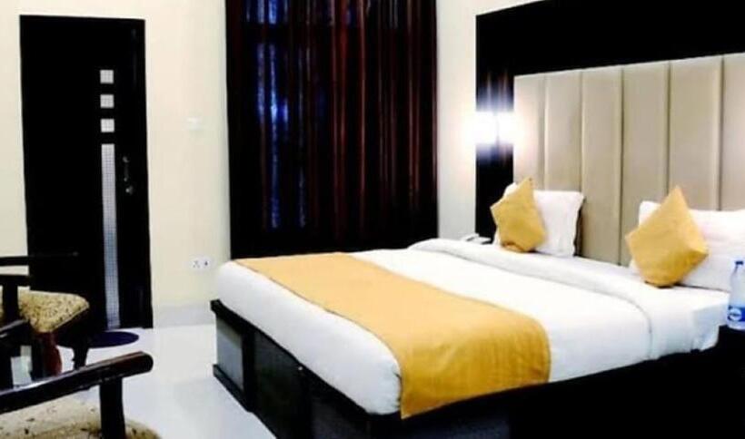 Taraji Resort Hotel And Restaurant