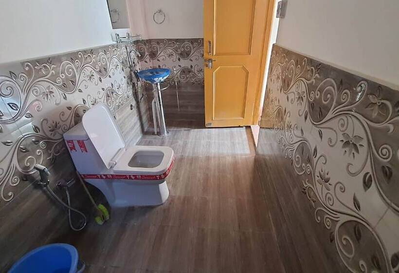 فندق Tih Siramani River Camp Jispa