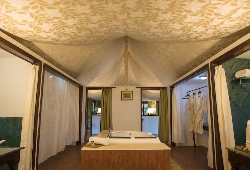 בית מלון כפרי Tuli Veer Bagh Resort