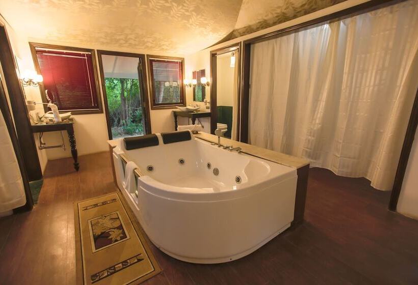 בית מלון כפרי Tuli Veer Bagh Resort