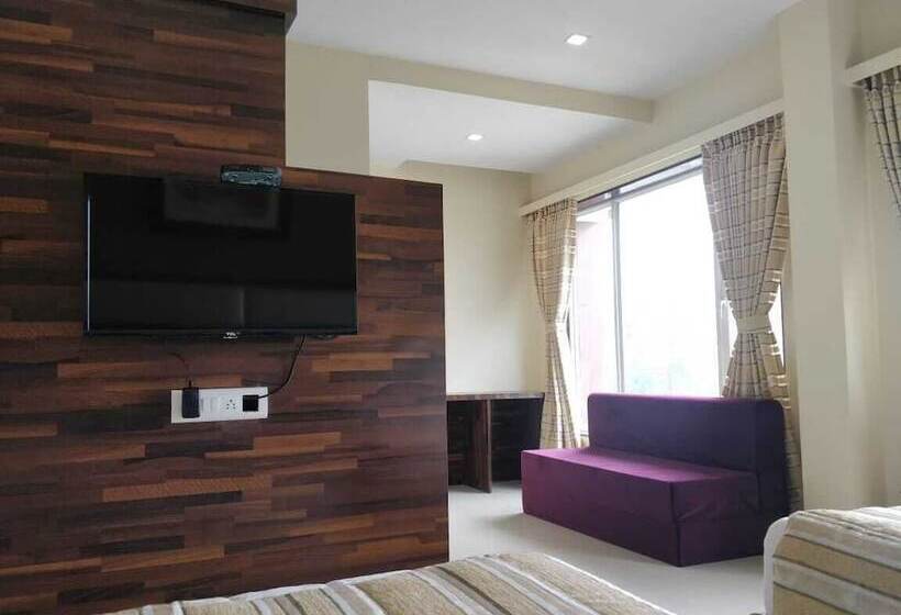 בית מלון כפרי White House