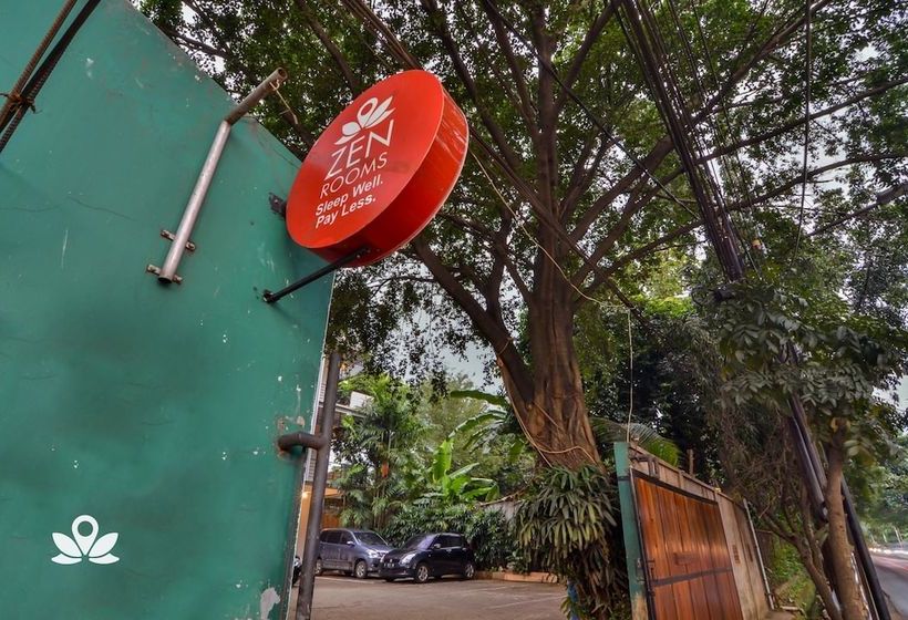 فندق Zen Rooms Kebagusan Raya 21