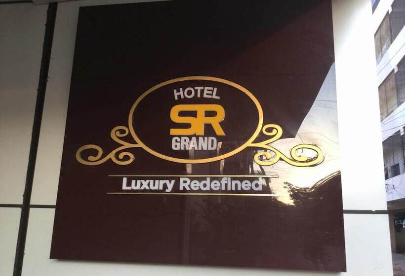 Iroomz Hotel Sr Grand