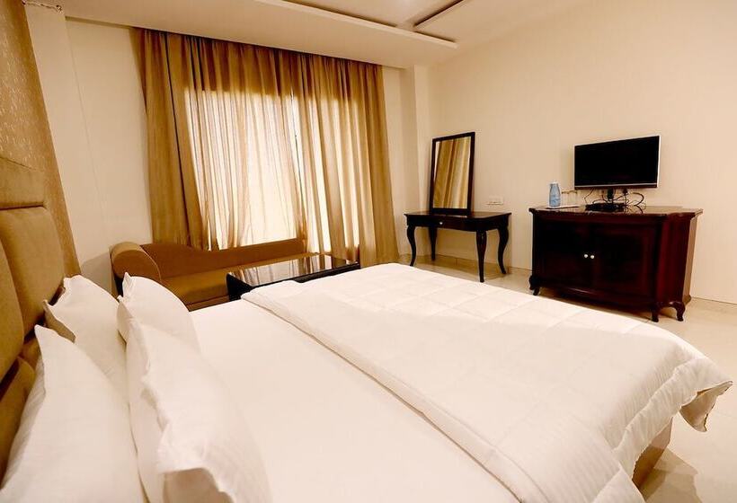 Nakshatra Hotel & Resort