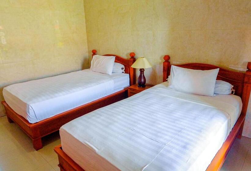 פנסיון Adi Homestay