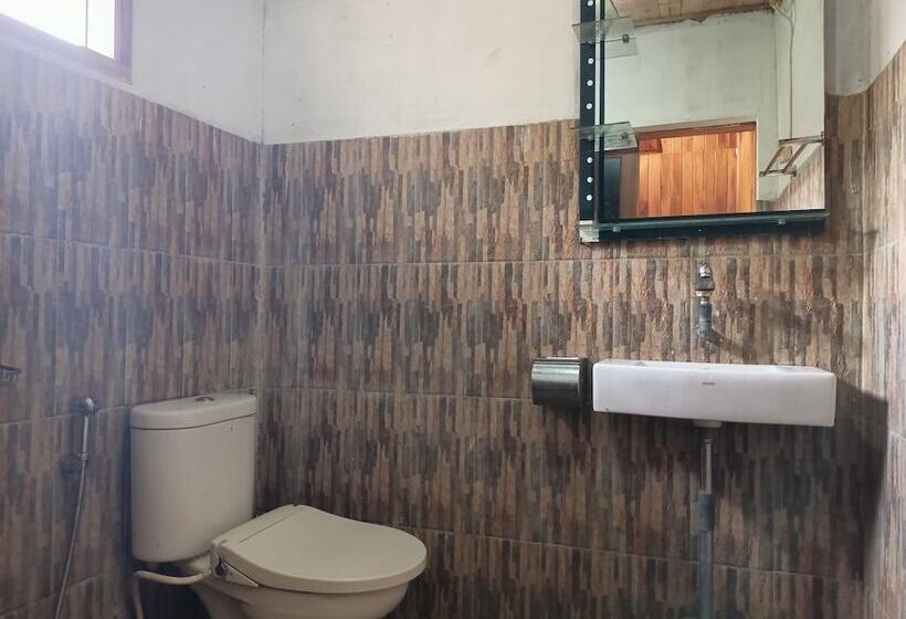 ペンション Adk Papandayan Homestay & Tour