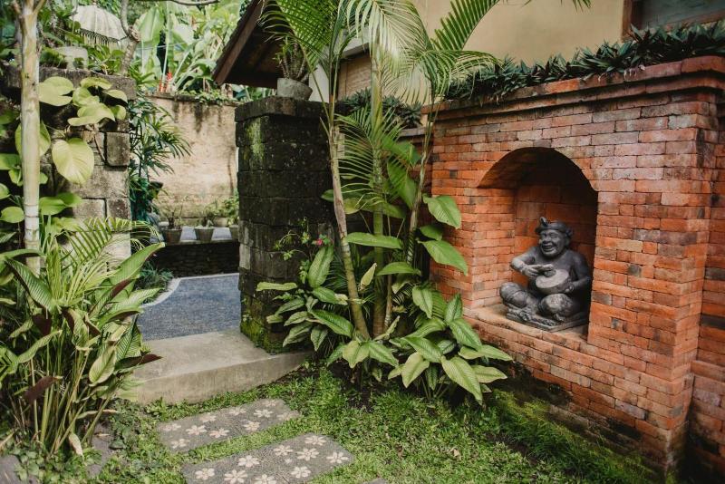 פנסיון Desak Putu Putra Hidden