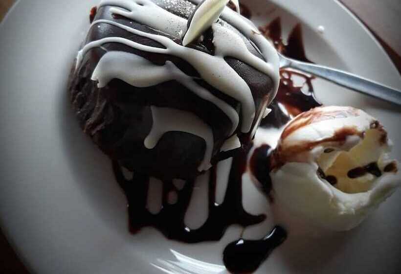 بنسيون Die Windmeul Oyster Bay