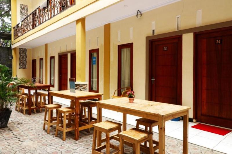 بنسيون Ombey Guest House