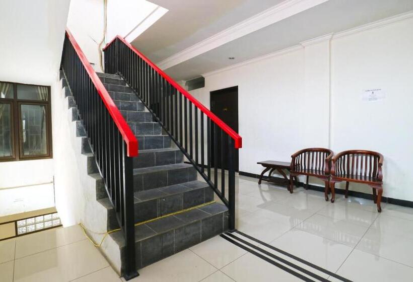 펜션 Saloka Guest House & Residence