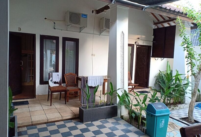 Pudi Dormitory   Hostel