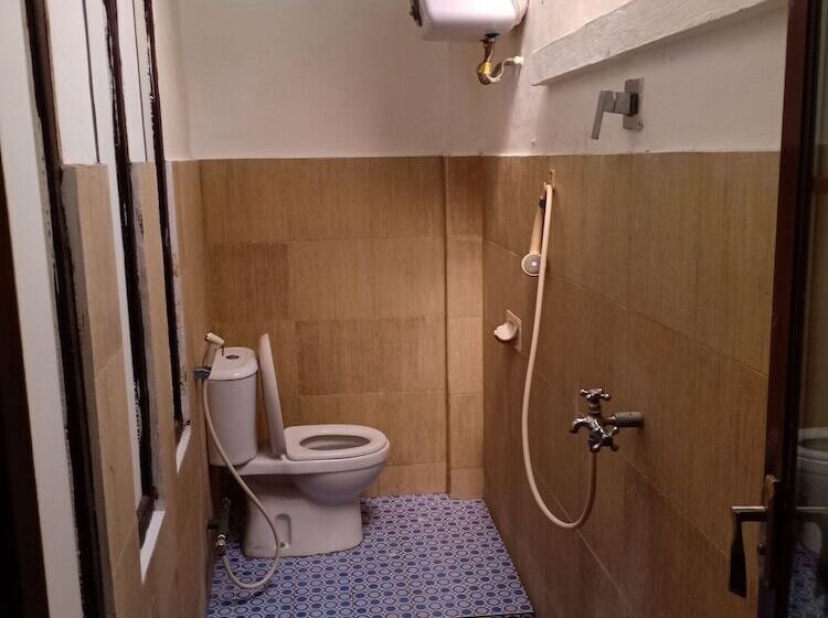 Pudi Dormitory   Hostel