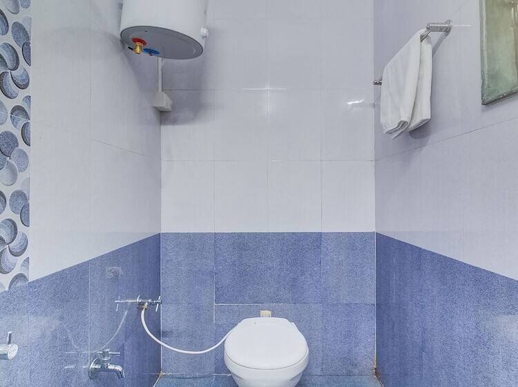 Viraj Hotel By Oyo Rooms