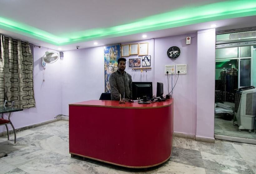 Viraj Hotel By Oyo Rooms