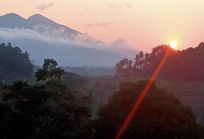 הוסטל Alamku Bungalow