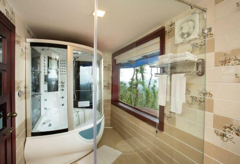 Coorg Cliffs Resorts