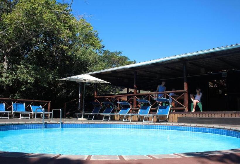 בית מלון כפרי Coral Divers