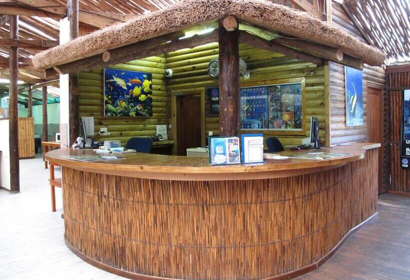 בית מלון כפרי Coral Divers