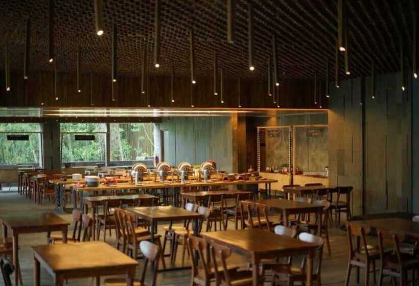 בית מלון כפרי Dafam Wonosobo