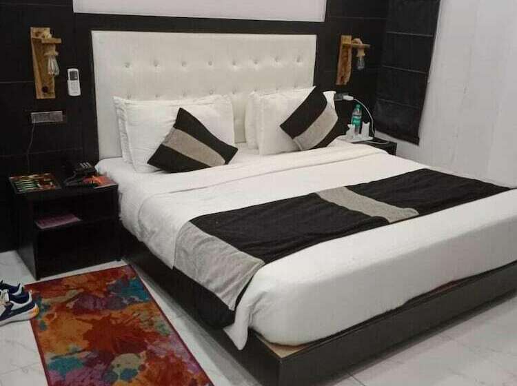 호텔 Friends Club Resort & Restaurant