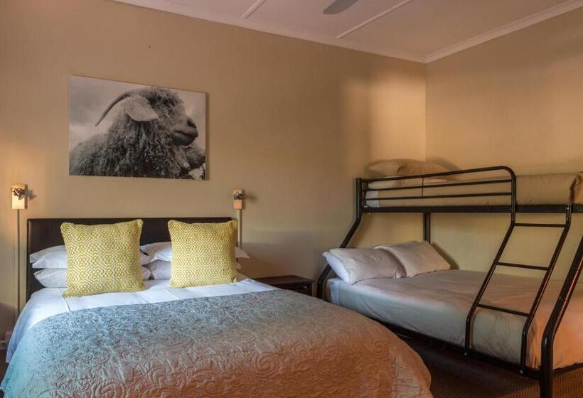 فندق Gamamadi Guest Farm