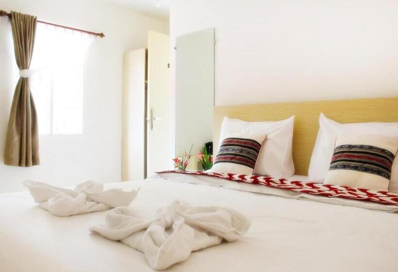 בית מלון כפרי Leos