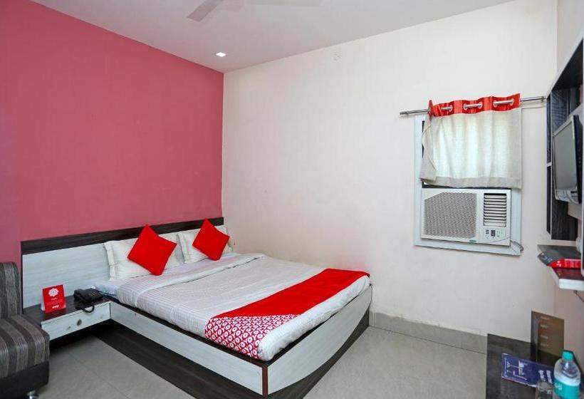 فندق Oyo 28174  Sai Krupa