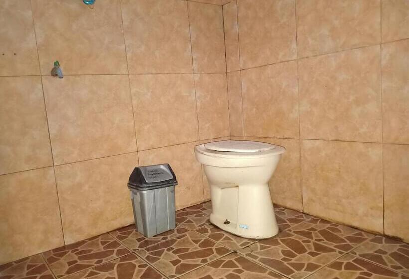 ホテル Oyo 3020 Penginapan Citra Rasa